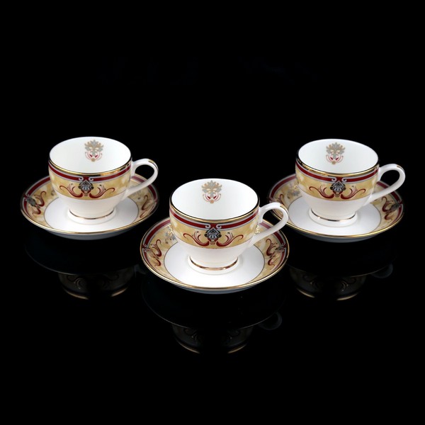 Cup & Saucer Set 28